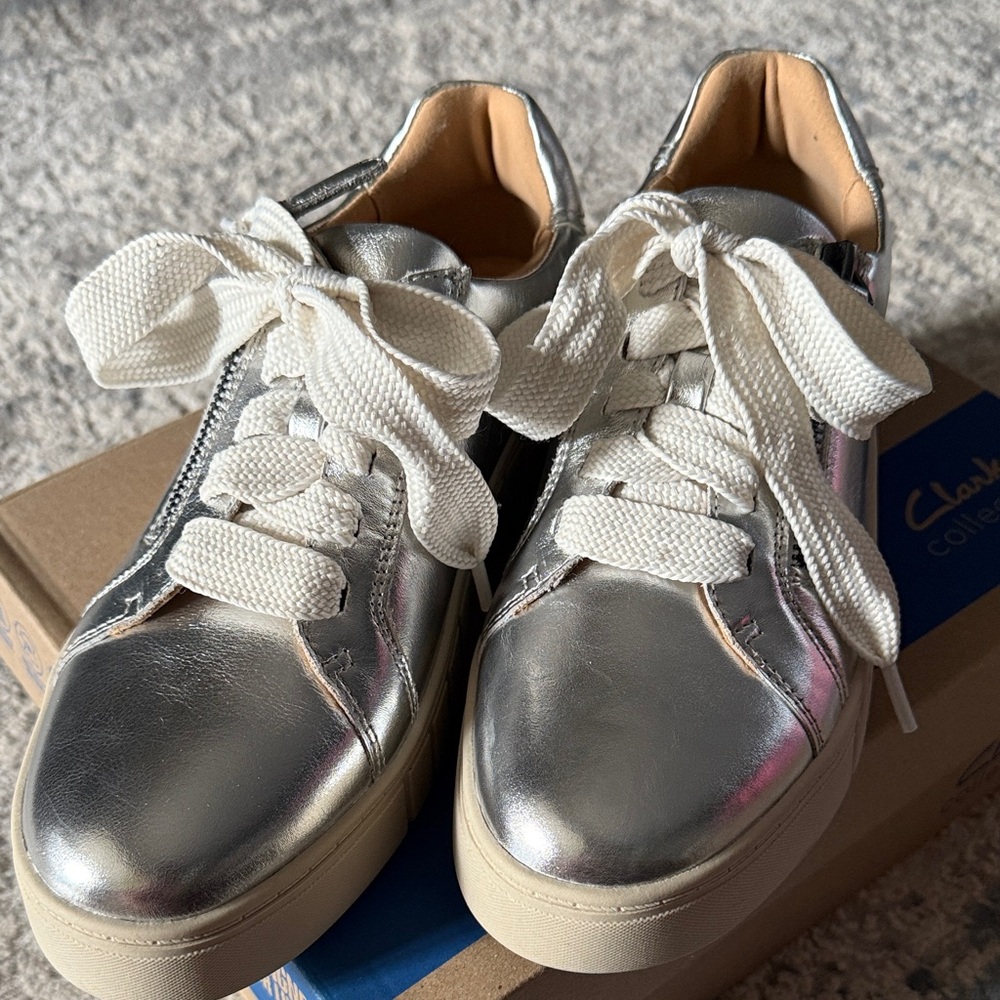 Clarks Silver Women's Sneakers with White Laces